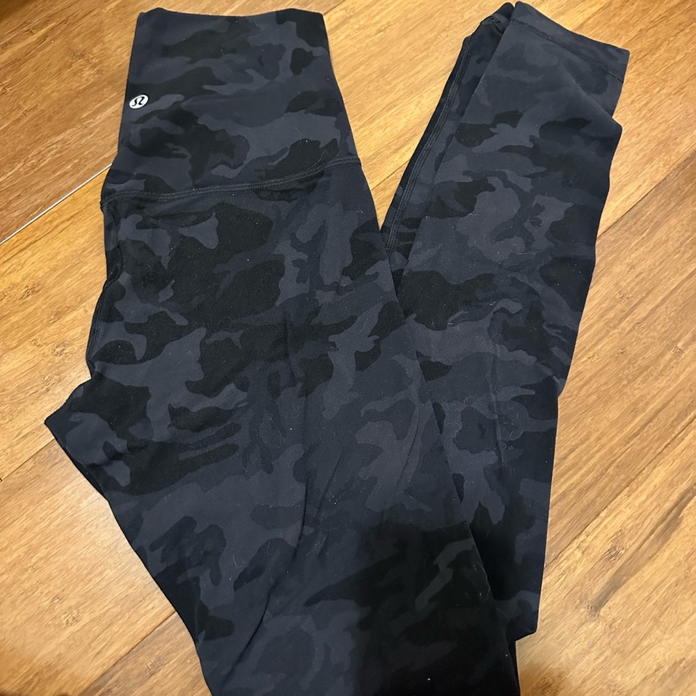 Lululemon camo align leggings, size 4 28"